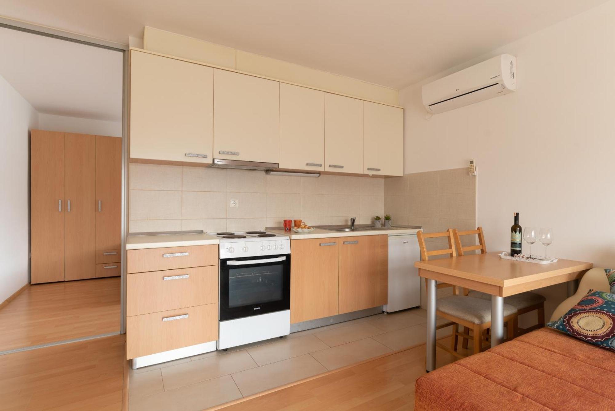 Pure Sky Apartments - With Pool Mostar Exterior photo