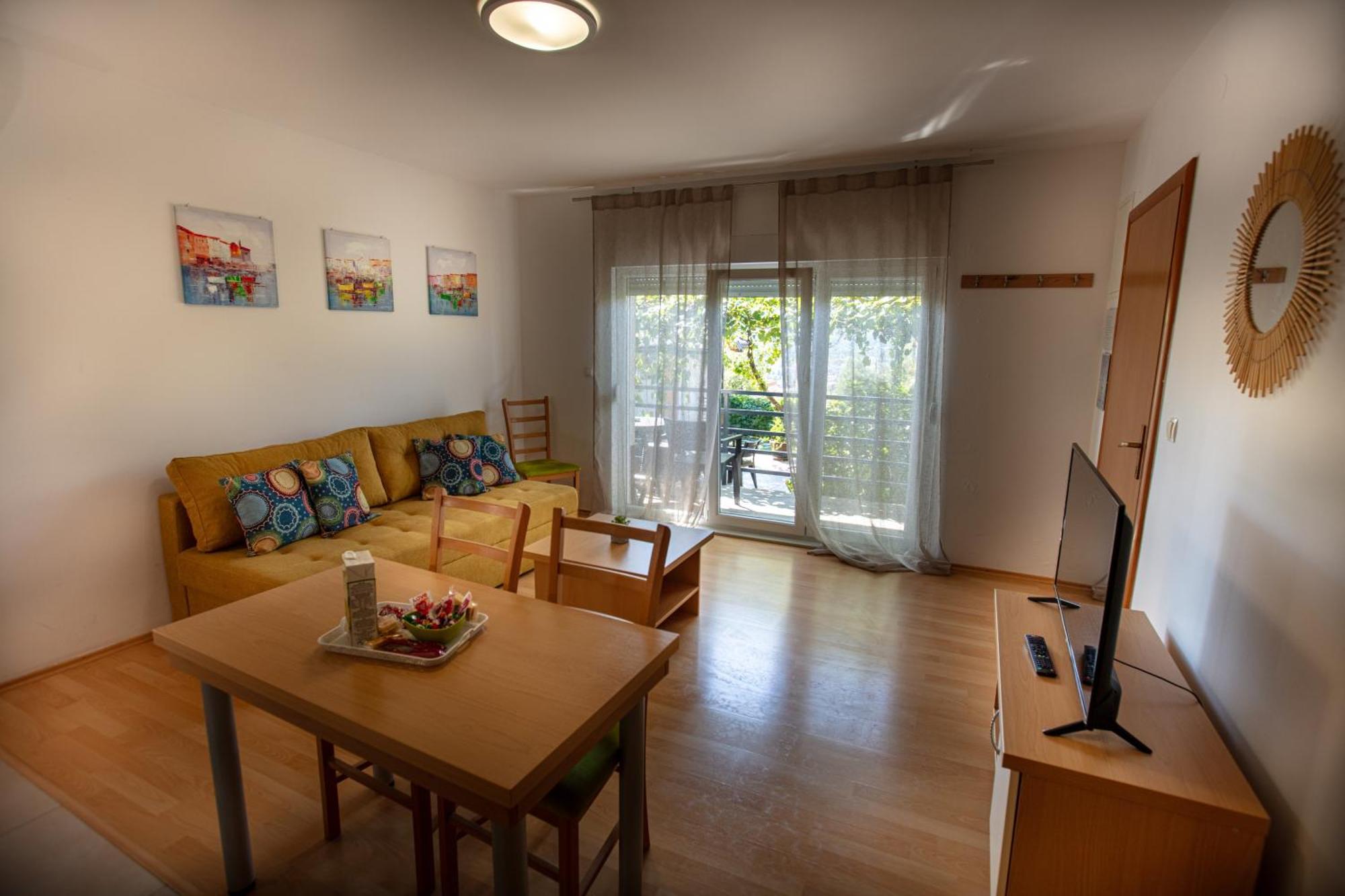 Pure Sky Apartments - With Pool Mostar Exterior photo