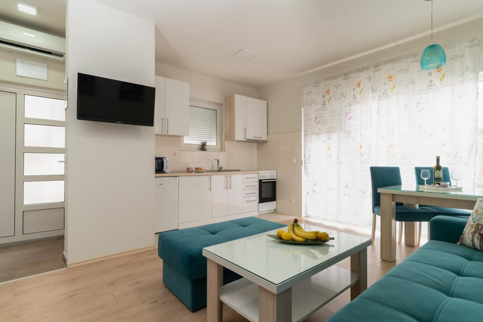 Pure Sky Apartments - With Pool Mostar Exterior photo